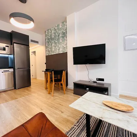 San Benito 8 Apartment